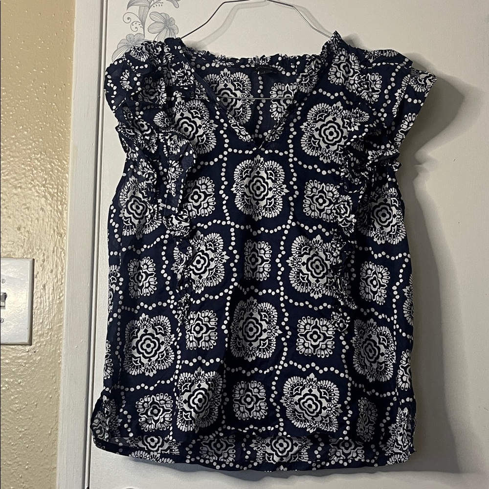 Ann Taylor Navy and White Patterned Blouse L